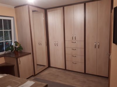 Kleiderschrank 14-7